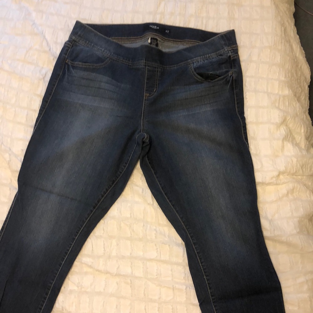 Torrid Denim Lean Jean in Medium Wash. Never worn.